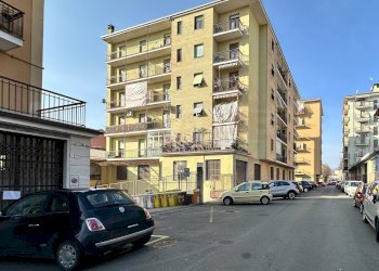 EDIFICIO - Quadrilocale Via Berlingeri
 
52, Acqui Terme - foto 1