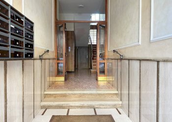 INGRESSO PALAZZO - Quadrilocale Via Berlingeri
 
52, Acqui Terme - foto 3