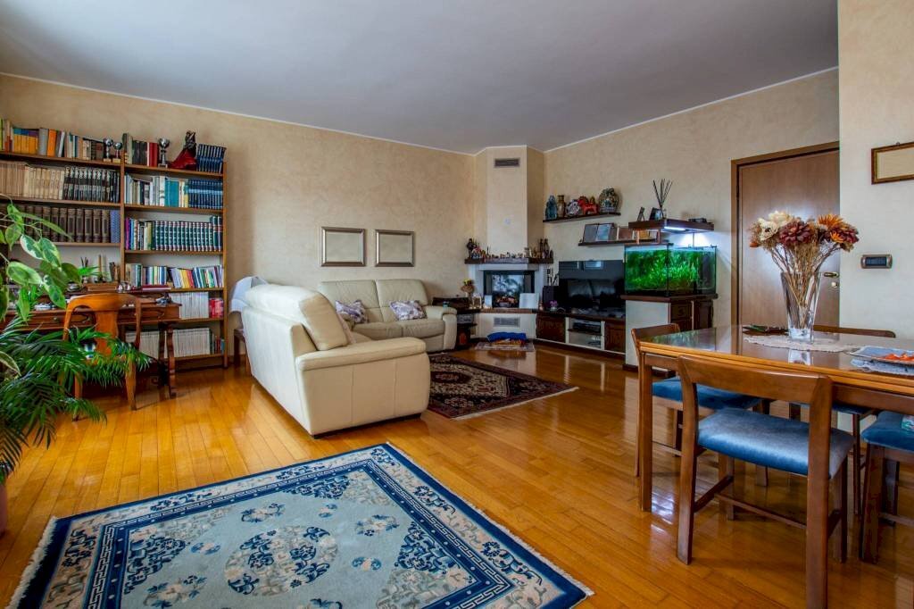 Salone - Quadrilocale via Laura Ciceri Visconti, Milano - foto 3