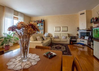 Salone - Quadrilocale via Laura Ciceri Visconti, Milano - foto 1