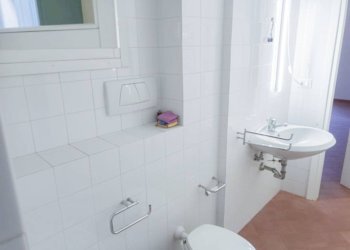 Bagno - Monolocale via Massimo d'Azeglio, Bologna (zona Costa Saragozza) - foto 11