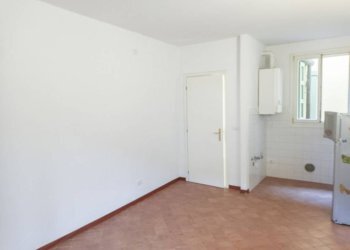 Stanza non arredata - Monolocale via Massimo d'Azeglio, Bologna (zona Costa Saragozza) - foto 18