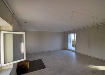 Stanza non arredata - Villa via Principe Amedeo, 26, Montaldo Scarampi - foto 3