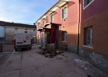 Cortile interno - Villa via Principe Amedeo, 26, Montaldo Scarampi - foto 25