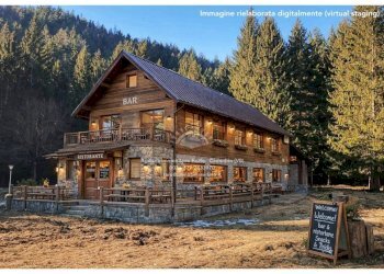 Facciata - Negozio strada Provinciale della Valle Cannobina, Malesco - foto 1