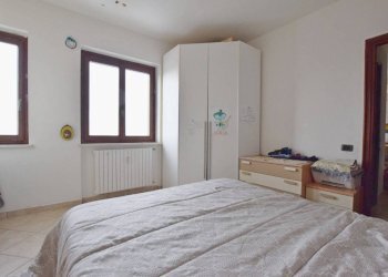 Camera da letto - Quadrilocale via Don Lobera, 8/B, Vicoforte - foto 9