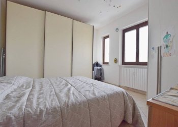 Camera da letto - Quadrilocale via Don Lobera, 8/B, Vicoforte - foto 10