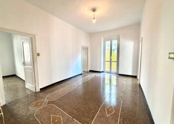 Ingresso - Appartamento viale Carlo Canepa, Genova (zona Sestri Ponente) - foto 2