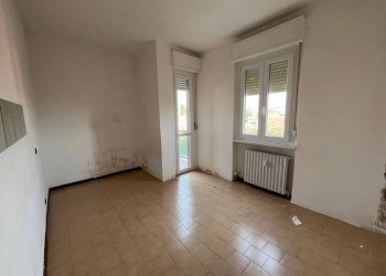 Camera da letto - Three-room apartment via Augusto Monti, 7, Chieri - photo 15