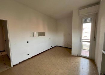 Camera da letto - Three-room apartment via Augusto Monti, 7, Chieri - photo 16