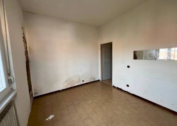 Camera da letto - Three-room apartment via Augusto Monti, 7, Chieri - photo 17