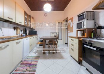 Cucina - Trilocale via Aldo Acquarone, Genova (zona Castelletto) - foto 6