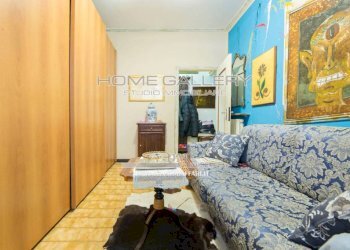 Soggiorno - Trilocale via Aldo Acquarone, Genova (zona Castelletto) - foto 8