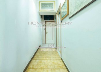 Corridoio - Trilocale via Aldo Acquarone, Genova (zona Castelletto) - foto 18