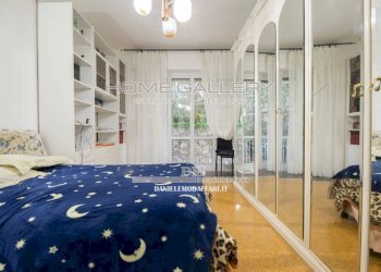 Camera da letto - Appartamento via Giulio Tanini, 104, Genova (zona Borgoratti) - foto 19