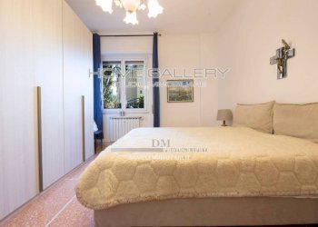 Camera da letto - Appartamento via Giulio Tanini, 104, Genova (zona Borgoratti) - foto 21