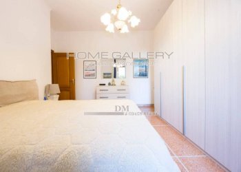 Camera da letto - Appartamento via Giulio Tanini, 104, Genova (zona Borgoratti) - foto 23