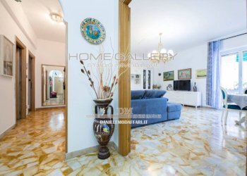 Ingresso - Appartamento via Giulio Tanini, 104, Genova (zona Borgoratti) - foto 8