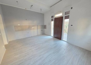 Cucina - Bilocale piazza Camillo Benso di Cavour, Signa - foto 3