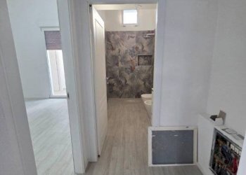 Disimpegno - Bilocale piazza Camillo Benso di Cavour, Signa - foto 7