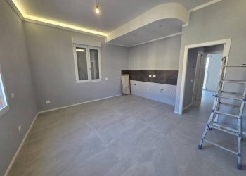 Salone - Trilocale piazza Camillo Benso di Cavour, Signa - foto 1