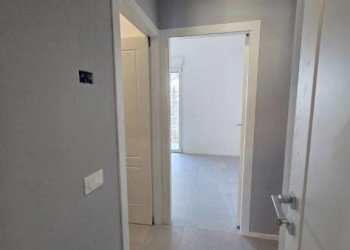 Disimpegno - Trilocale piazza Camillo Benso di Cavour, Signa - foto 7