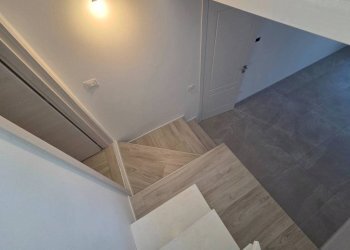 Scala - Trilocale piazza Camillo Benso di Cavour, Signa - foto 26