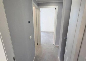 Disimpegno - Trilocale piazza Camillo Benso di Cavour, Signa - foto 9