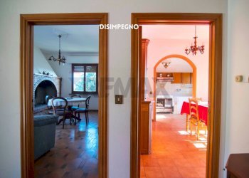 Hall / corridoio - Casa semi indipendente VIA I MAGGIO
32, Civitella Paganico - foto 21