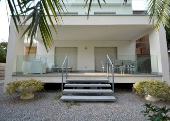 Facciata - Trilocale via Generale Ardoino, 114, Diano Marina - foto 3