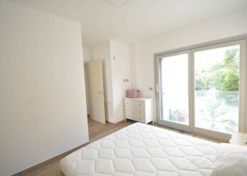 Camera da letto - Three-room apartment via Generale Ardoino, 114, Diano Marina - photo 23