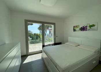 Camera da letto - Three-room apartment via Generale Ardoino, 114, Diano Marina - photo 13