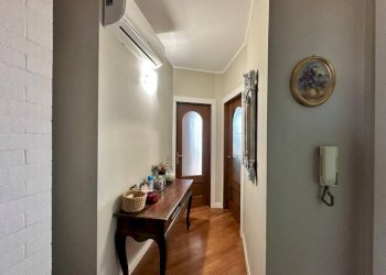 Corridoio - Villa via San Giuseppe Cafasso, Riva presso Chieri - foto 22