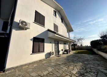 Facciata - Villa via San Giuseppe Cafasso, Riva presso Chieri - foto 49