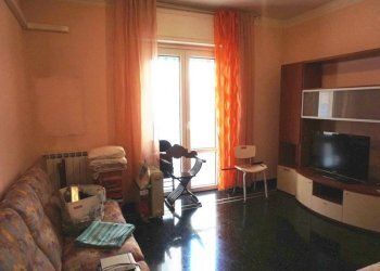 Soggiorno - Trilocale via Carlo Rota, 6, Genova (zona Sampierdarena) - foto 10