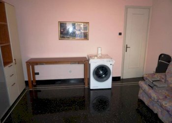 Soggiorno - Trilocale via Carlo Rota, 6, Genova (zona Sampierdarena) - foto 13
