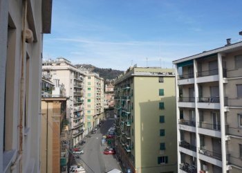 Vista - Two-room apartment corso Luigi Andrea Martinetti, 58, Genova (neighborhood Sampierdarena) - photo 1