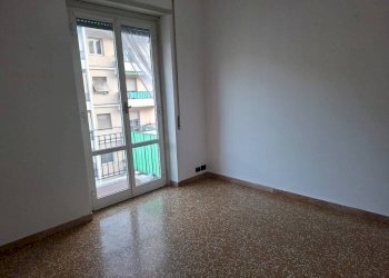 Soggiorno - Two-room apartment corso Luigi Andrea Martinetti, 58, Genova (neighborhood Sampierdarena) - photo 8