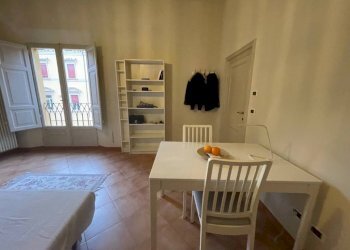 Salone - Bilocale Bologna (zona Centro Storico) - foto 18