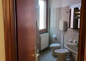 Bagno - Appartamento via Aldo Moro, Castiglione dei Pepoli - foto 5