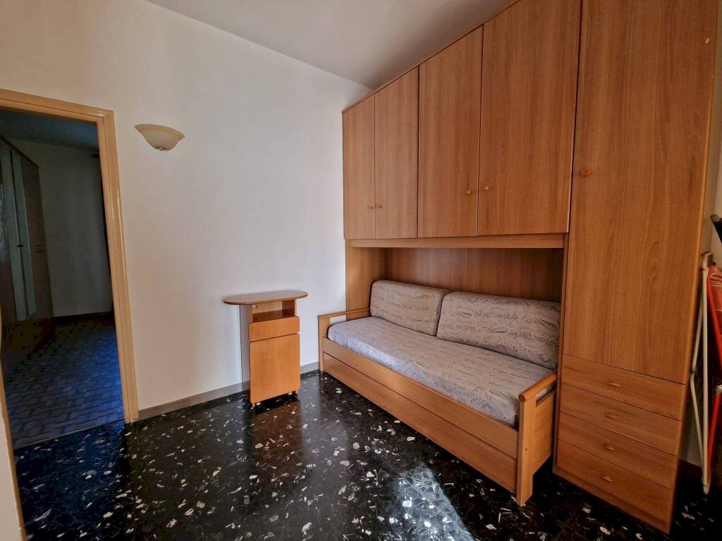 Soggiorno - Appartamento via Brigata Cagliari, Pinerolo - foto 2