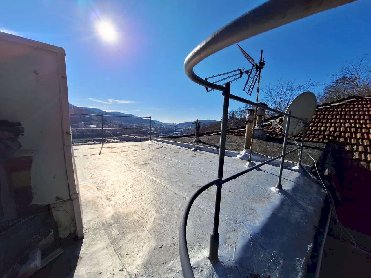 whatsapp image 2026-01-26 at 13.59.01 (1) - Three-room apartment passo Dei Barabini, Genova (neighborhood Bolzaneto) - photo 2