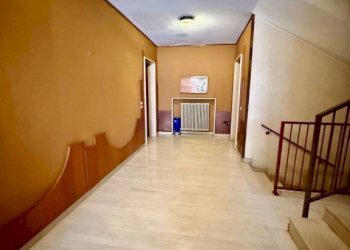 Interno palazzo - Four-room apartment via Martiri della Libertà, 95, Occhieppo Inferiore - photo 7