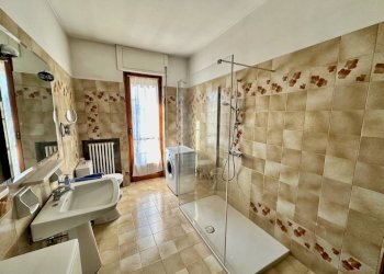 Bagno - Villa vicolo Nosone, 17, Vigliano Biellese - foto 26