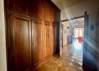 Corridoio - Villa vicolo Nosone, 17, Vigliano Biellese - foto 48