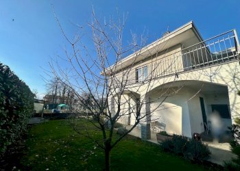 Facciata - Villa vicolo Nosone, 17, Vigliano Biellese - foto 50