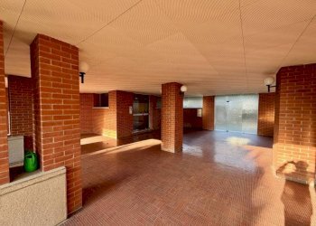 Interno palazzo - Trilocale via Pier Giorgio Frassati, 3, Pollone - foto 8