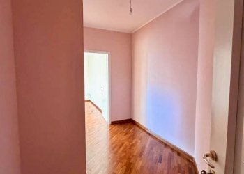 Corridoio - Trilocale via Pier Giorgio Frassati, 3, Pollone - foto 28