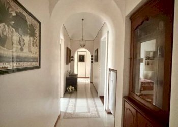 Corridoio - Appartamento piazza 1 Maggio, 10, Biella - foto 19