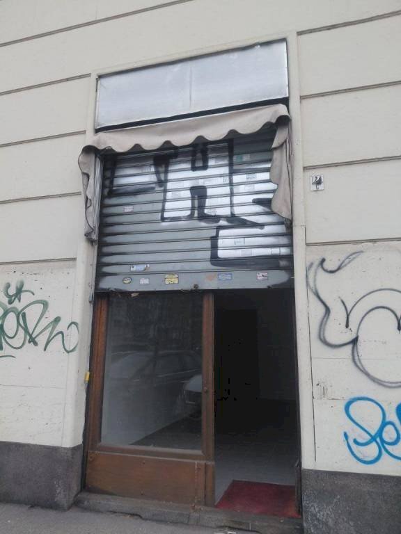 Interno palazzo - Shop corso Re Umberto, 124/C, Torino (neighborhood Crocetta) - photo 3